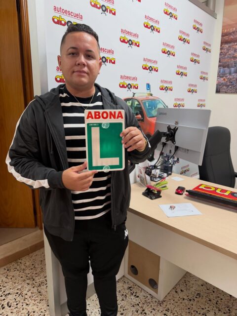 Felicidades a nuestros nuevos conductores, aquí tenemos algunos de los 23 aptos aptos!!
Ha sido un placer recorrer este camino juntos, nos vemos en la carretera 🚦 🚗 🚗