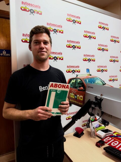 Muchísimas felicidades a nuestros nuevos conductores!!!
Ha sido un placer recorrer este camino juntos, nos vemos en la carretera 🚦 🚗 🚗